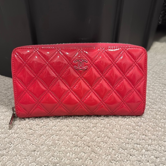 CHANEL Handbags - SOLD Chanel Red Quilted Matelasse Wallet